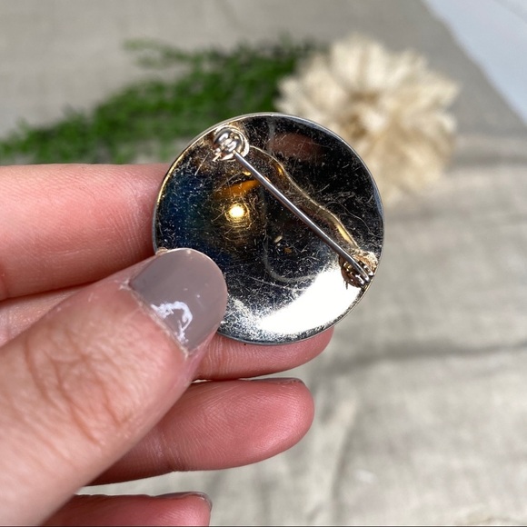 Vintage Round 3 Prong Set Pearls Starburst Silver MCM Functional Brooch 1.25" - Picture 6 of 10